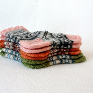 KNITTING PATTERN, Hygge Baby Socks, baby sock pattern, bootie pattern, colorwork pattern, fair isle socks, baby fair isle socks image 8