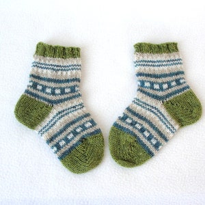 KNITTING PATTERN, Hygge Baby Socks, baby sock pattern, bootie pattern, colorwork pattern, fair isle socks, baby fair isle socks image 5