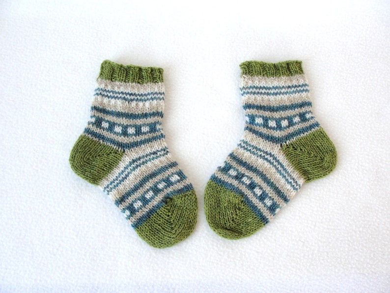 KNITTING PATTERN, Hygge Baby Socks, baby sock pattern, bootie pattern, colorwork pattern, fair isle socks, baby fair isle socks image 5