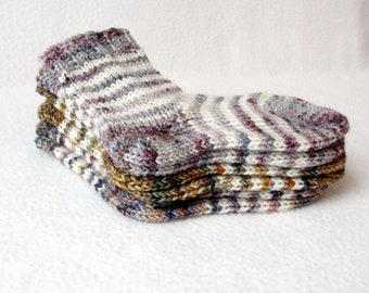 KNITTING PATTERN /Speckled Stripes Baby Socks / knit sock pattern / baby sock pattern / striped sock pattern Sizes 0-36 mos