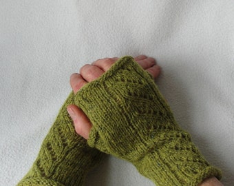 KNITTING PATTERN Cercis Fingerless Mittens for Adults and Teens, adult mittens, fingerless mittens