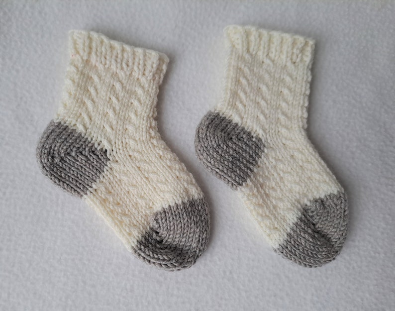 KNITTING PATTERN /Wee Cabled Baby Socks / knit sock pattern / baby sock pattern / cabled sock pattern, cable baby sock Sizes 0-36 mos image 1