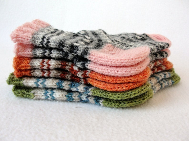 KNITTING PATTERN, Hygge Baby Socks, baby sock pattern, bootie pattern, colorwork pattern, fair isle socks, baby fair isle socks image 2