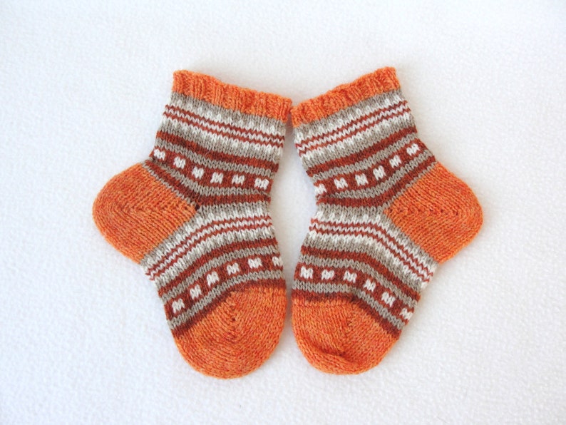 KNITTING PATTERN, Hygge Baby Socks, baby sock pattern, bootie pattern, colorwork pattern, fair isle socks, baby fair isle socks image 4