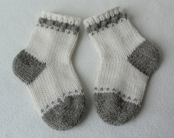 KNITTING PATTERN /Bedilia Baby Socks / sock pattern / baby sock pattern / fair isle  sock pattern / color work sock pattern Sizes 0-36 mos