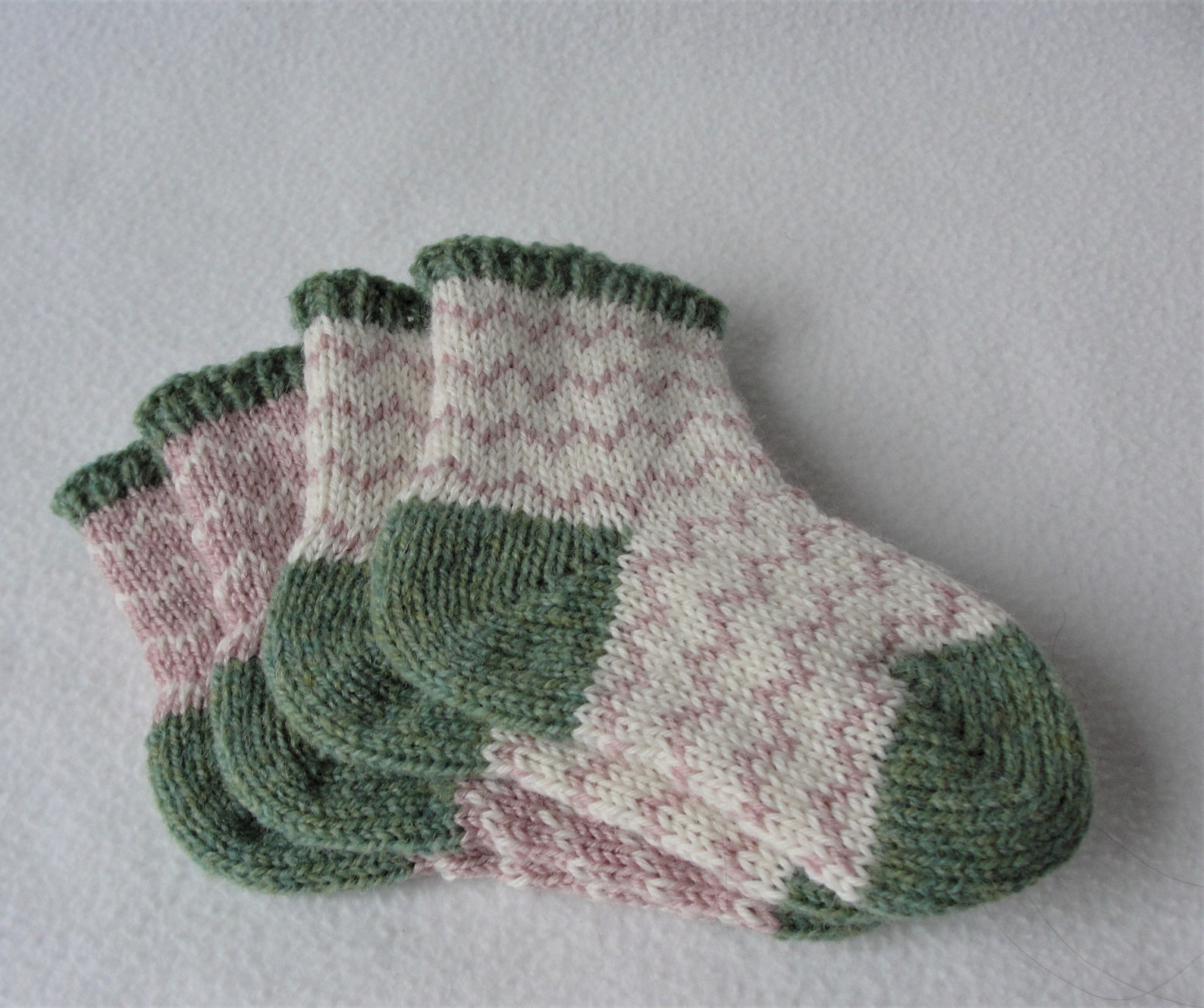 KNITTING PATTERN /ric Rak Baby Socks / Knit Sock Pattern / - Etsy