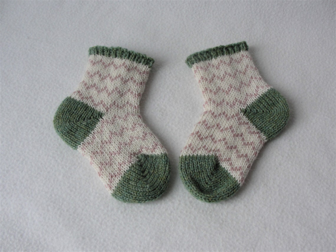 KNITTING PATTERN /ric Rak Baby Socks / Knit Sock Pattern / - Etsy