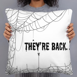 Gothic Spider Web Pillow: Halloween Haunted House Decor