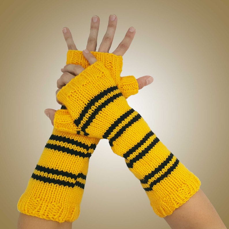 Yellow /& Black Fingerless Mittens Wristwarmers Harry Potter Inspired Hufflepuff House Striped Armwarmers Hand Knit Fingerless Gloves