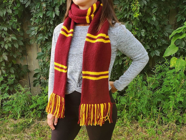 Wizard Scarf Knitting Pattern Instant PDF Download Pattern Gryffindor, Slytherin, Ravenclaw, Hufflepuff Inspired House Scarf Pattern image 2