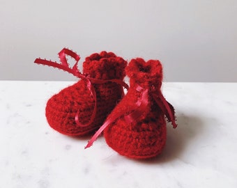 Little Minnows Baby Booties // Cranberry Red // Crochet Baby Shoes