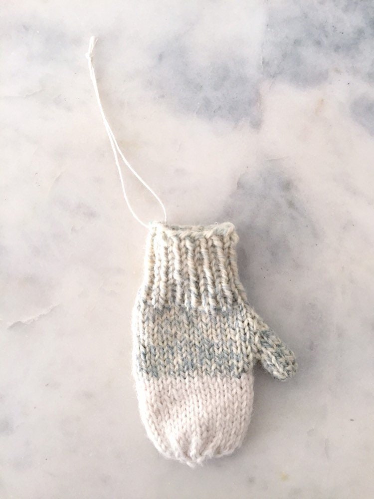 Fait à La Main Mitaine, Parure