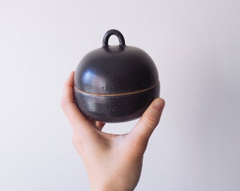 Droplet Jar // ceramic lidded vessel