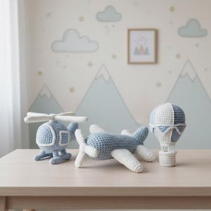 Patrón de ganchillo en PDF para avión, helicóptero y globo aerostático – Juguetes amigurumi para la habitación del bebé