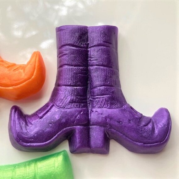 5 Witch Boots Soap Party Favors, Halloween Party Favors, Kids Party Favors, Soap Favors, Witch Soap, Halloween Soaps, Halloween Gifts Il_570xn