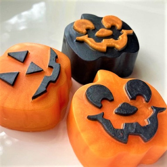 5 Halloween Pumpkin Soap Party Favors, Halloween Party Favors, Soap Favors, Kids Party Favors, Bridal Shower Favors, Wedding Favors, Gifts Il_570xn