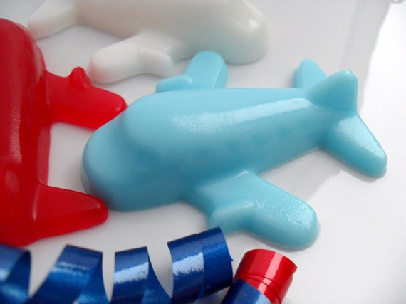 10 Airplane Soap Favors, Airplane Party Favor, Baby Shower Favors, Birthday Favors, Airplane Themed Party Favors, Vintage Airplane Favors Il_570xn