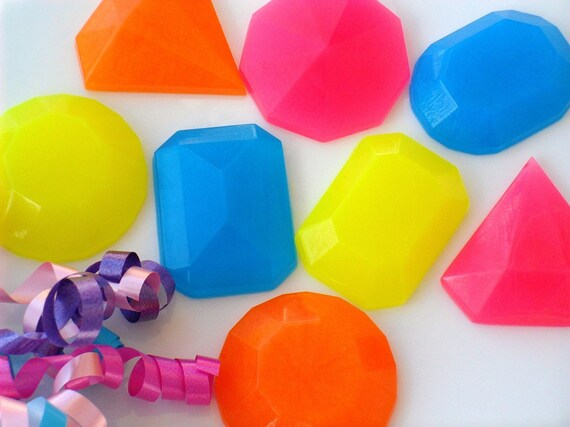 10 Gemstone Soap Favors, Gem Party Favors, Birthday Favors, Baby Shower Favors, Bridal Shower Favors, Snow White Party Favors, Drive By Il_570xn
