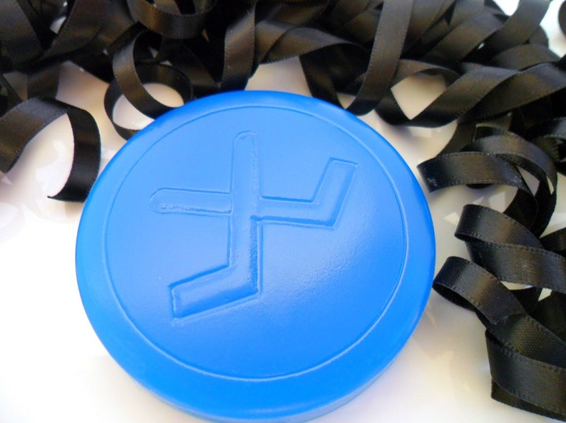 Set of 10 Hockey Puck Soap Favors Hockey Gender Reveal Ice Hockey Birthday Party Favors Hockey Baby Shower Favors Boys Birthday