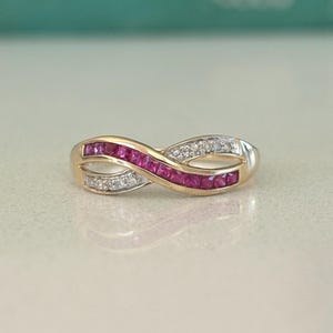 Vintage 9ct Gold Ruby Diamond Crossover Ring