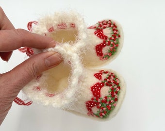 Wool needle felted embroidered newborn baby shoes, heirloom baby gift, woodland, toadstools, mushroom baby booties, OOAK, free shipping