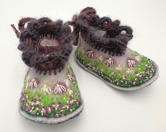 Newborn baby ballet style felted embroidered slippers, woodland, toadstools, doll shoe, lavender purple