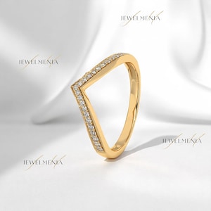 14K Gold Chevron Moissanite Ring, V Shaped Stacking Band, Dainty Wedding Band, Curved Minimalist Ring, Gift for Her, Wave Ring for women