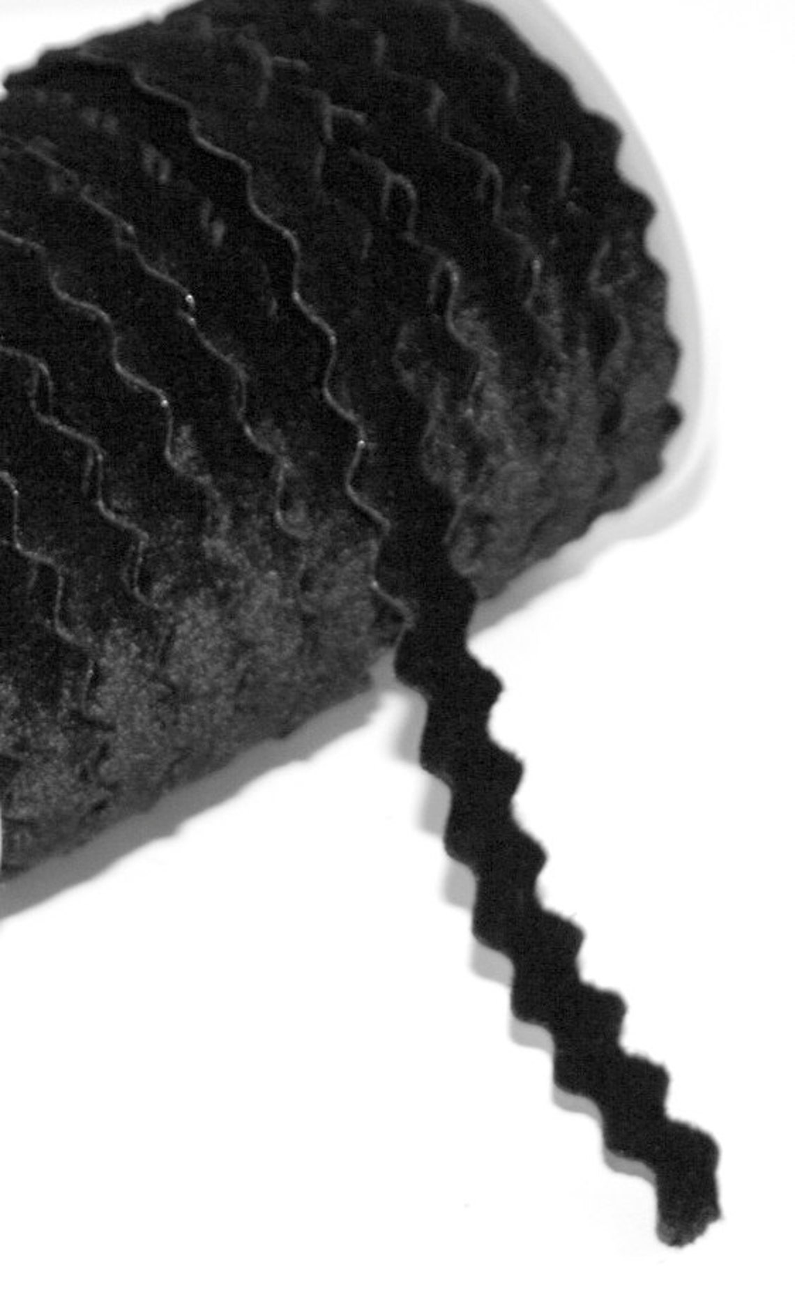Black Velvet Ric Rac Ribbon Narow Width 1 Yard Etsy