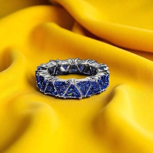 Luxury Pave Zircon Ring, Unique Triangle Ring, 18K Gold Plated Dainty Ring, Statement Cocktail Ring, Aesthetic Women&#39;s Jewelry