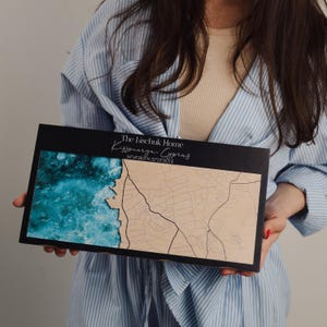Portachiavi magnetico personalizzato con ripiano e stampa della mappa della città personalizzata, regalo di anniversario in legno per la famiglia, regalo per la nuova casa, decorazione per la casa fatta a mano
