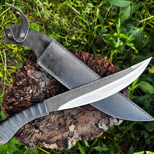 Hand Forged Elven Knife, Fantasy Ranger Bushcraft Tool, Custom Carbon Steel Blade with Leather Sheath, Renaissance Fair Cosplay Prop Gift