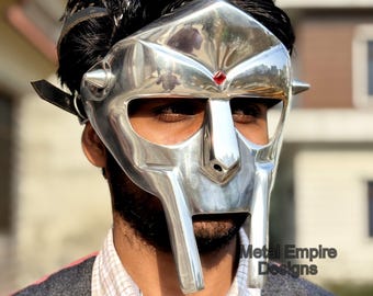 Mf Doom Mask Gladiator Mad-Villain Aluminum Face Armor Cosplay Halloween Party / Christmas Gift Item.