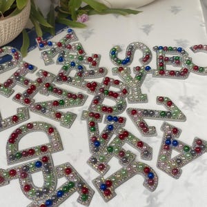 Parches de letras termoadhesivos, calcomanías de letras para ropa, parches de inicial de perla, parche personalizado de estampado en caliente con letra de perla