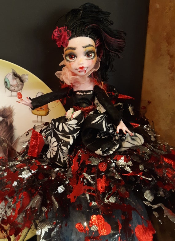Doll Customising: Monster High Dolls - Prepping and Rerooting  Doll  repaint tutorial, Monster high dolls, Custom monster high dolls