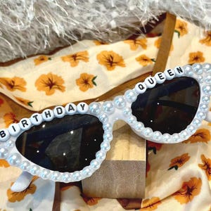 Óculos de sol personalizados com pérolas para adultos, óculos de sol personalizados para noivas, óculos de sol para despedida de solteira, óculos de sol para madrinhas, óculos de sol para casamento, óculos de festa