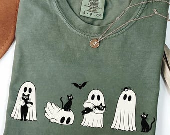 Halloween svart katt & spöke komfortfärger skjorta, Halloween spöke t-shirt, läskig säsong katt t-shirt, söt Halloween-outfit för kvinnor, Halloween-present