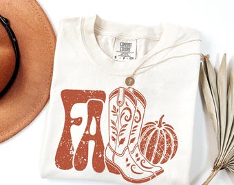 Camisa "Hola Calabaza" con colores cómodos, camisa vaquera de otoño, camisa con botas vaqueras, ambiente otoñal, sudadera de otoño, regalo de Acción de Gracias, camisa vaquera
