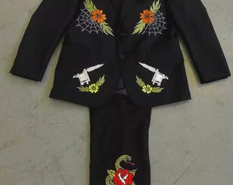 Men Black 2Pc Customized Floral Embroidered Western Wedding Cocktail Prom Outfit