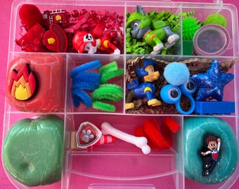 Paw-some Rescue Kit, Paw Patrol Sensory Kit (Characters Vary)