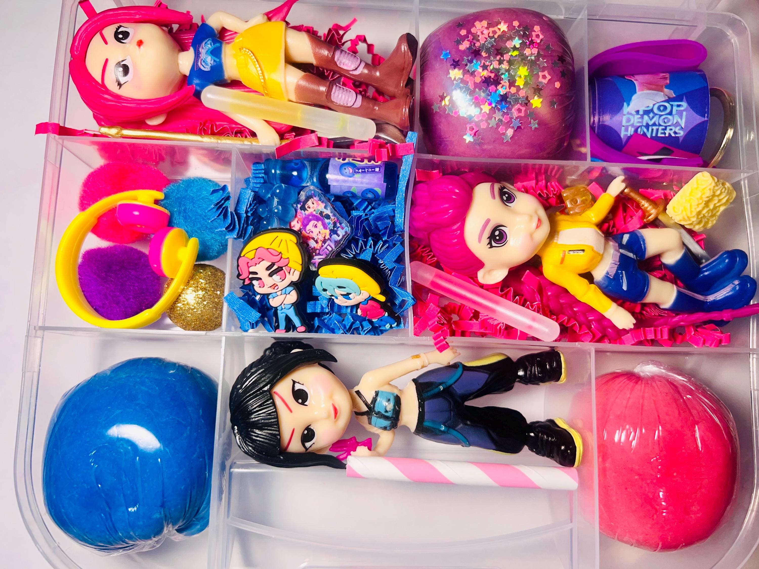 K-pop Demon Hunters Deluxe Play Dough Sensory Kit With Rumi, Mira