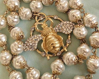 Bumble Bee Crystal with Pearl Necklace - Elegant Jewelry