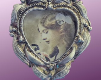 Ornate Photo Frame Brooch - Antique Silver Keepsake Pin -Choose from 3 Styles