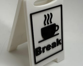 Lustige Schreibtischaufsteller | Cofee Break | Kaffeepause | Geschenkidee mit Spruch für Kollegen | beidseitig bedruckt | Humor | lustig