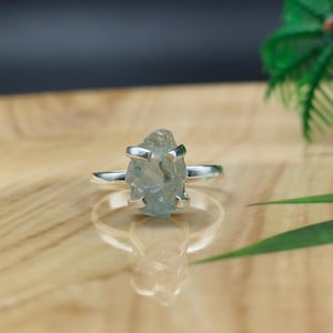 Genuine Aquamarine Ring, Raw Aquamarine Ring, Aquamarine Silver Ring, Sterling Silver Ring, Raw Healing Crystal Ring, Blue Stone Ring