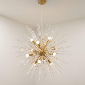 Sputnik-krona i Murano-glas från 1950-talet, taklampa i italiensk mässing från mitten av århundradet