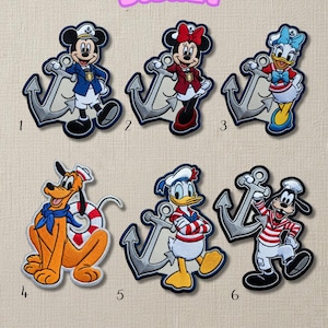 Toppa da crociera Disney – Topolino e amici con ancora nautica ricamata, da applicare con il ferro da stiro, portachiavi da marinaio, ideale per giacche e cappelli a tema viaggio Disney.