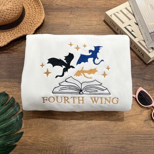 Fourth Wing Embroidered Sweatshirt – Dragon Rider Shirt, Basgiath War College Merch, Bookish Gift, Fantasy Romantasy Cozy Apparel ESN1540