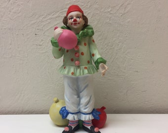 Vintage Bisque Clown Halten Ballon.  7&quot; groß. Handbemalt