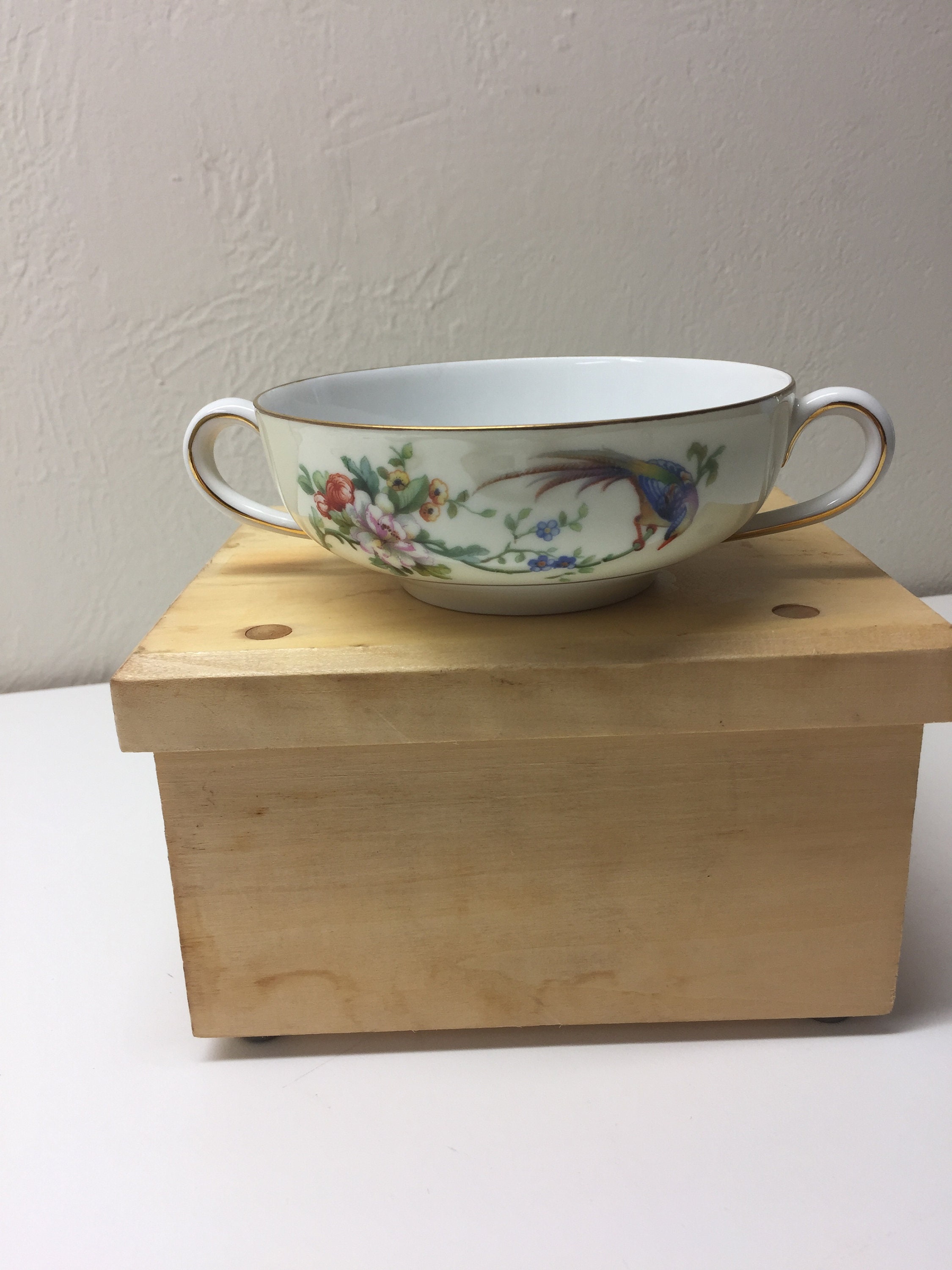 Vintage Twohandled Soup Bowl Heinrich Bavarian China Etsy