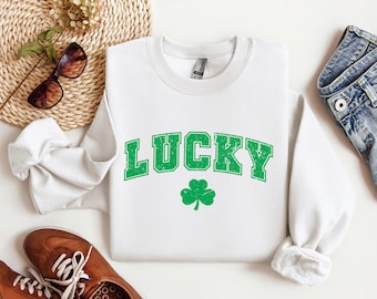 Vintage St Patricks Day Sweatshirt, Retro Lucky Sweatshirt, Shamrock Graphics Shirt, Clover Leaf Crewneck